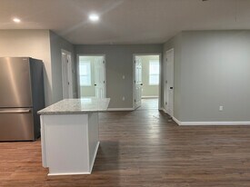 205 Coakley St in Campbellsville, KY - Building Photo