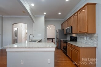 10725 Serape Rd in Charlotte, NC - Building Photo - Building Photo