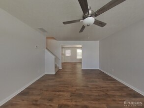 3892 Alderwoods Dr in Jonesboro, GA - Building Photo - Building Photo
