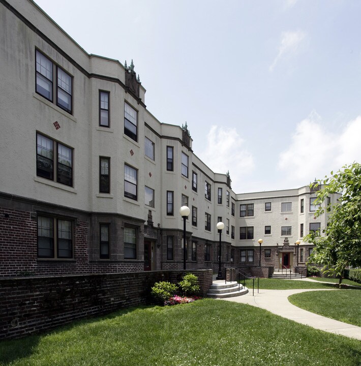 The Whitmarsh Apartments in Providence, RI - Building Photo