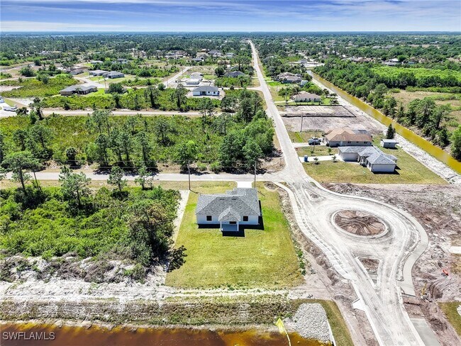property at 633 Cane St E