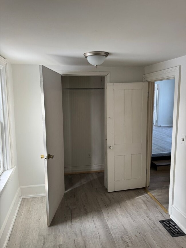 725 Vine St in Erie, PA - Building Photo - Building Photo