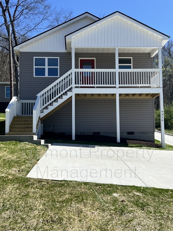 property at 4314 15th Ave