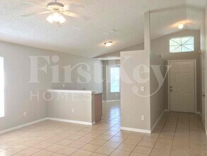 7575 Groveoak Dr in Orlando, FL - Building Photo - Building Photo