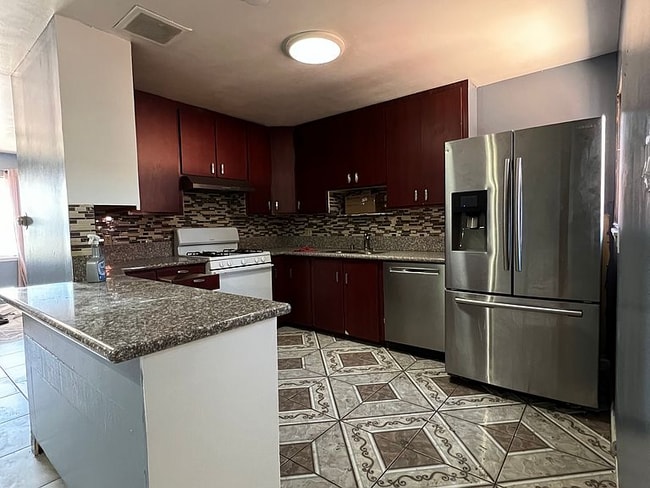 903 Probasco Way in Sparks, NV - Foto de edificio - Building Photo