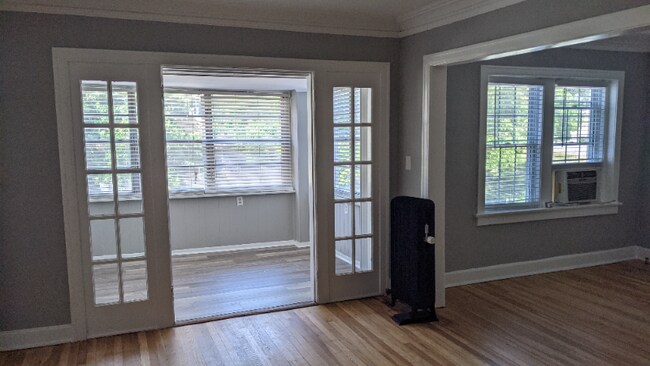 127 E 46th St-Unit -12 in Kansas City, MO - Building Photo - Building Photo