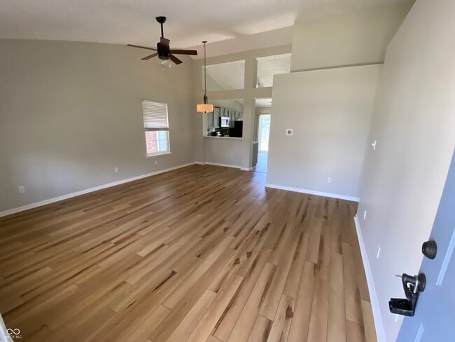 11229 Spring Blossom Ln in Fishers, IN - Building Photo - Building Photo