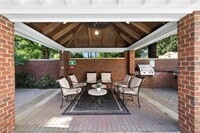 11 Perimeter E Ctr photo'