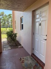 180 Turtle Lake Ct in Naples, FL - Building Photo - Building Photo