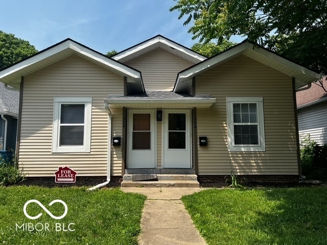 property at 328 W 40th St