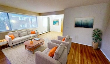 138-154 Woodhill Dr in Rochester, NY - Building Photo - Interior Photo