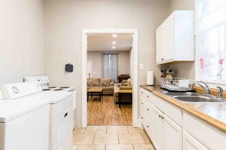 2021 Grainger St in Fort Worth, TX - Building Photo - Building Photo