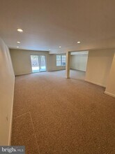 228 W Ridge Ct in Warrenton, VA - Building Photo - Building Photo