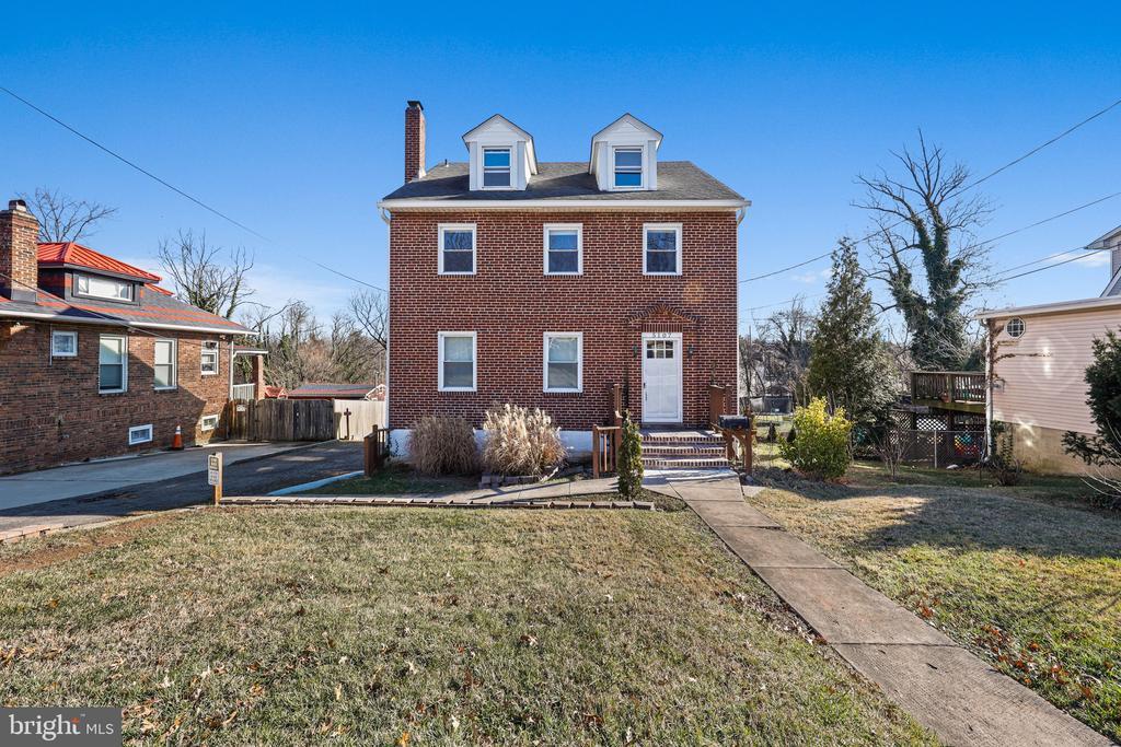 5107 Leeds Ave in Halethorpe, MD - Building Photo