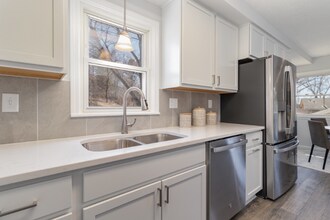 11509 Palmer Rd in Minneapolis, MN - Building Photo - Building Photo