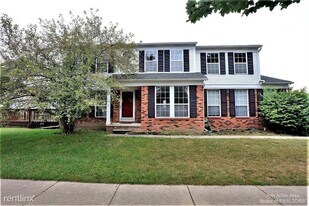 3268 Monument in Ann Arbor, MI - Building Photo