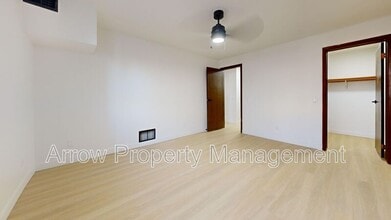 207 E Arbor Ave in Bismarck, ND - Building Photo - Building Photo