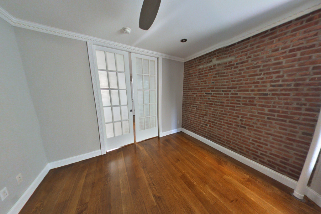 221 E 23rd St, Unit 15 in New York, NY - Building Photo