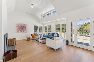 25 Lamb Ave in Quogue, NY - Building Photo - Building Photo