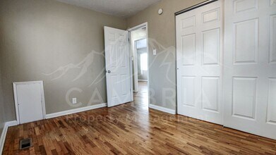 384 Beryl Ave in South Salt Lake, UT - Building Photo - Building Photo