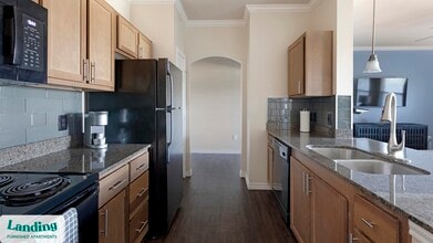 2155 Arkansas Ln, Unit 1235 in Grand Prairie, TX - Building Photo - Building Photo