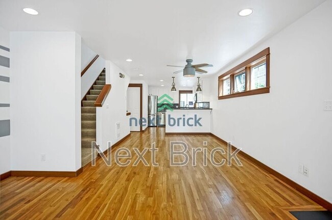 813 NW 97th St in Seattle, WA - Building Photo - Building Photo