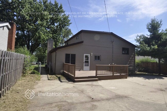 1N682 Newton Ave in Glen Ellyn, IL - Building Photo - Building Photo