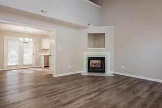 1614 Royal Tree Ct in Charlotte, NC - Building Photo - Building Photo