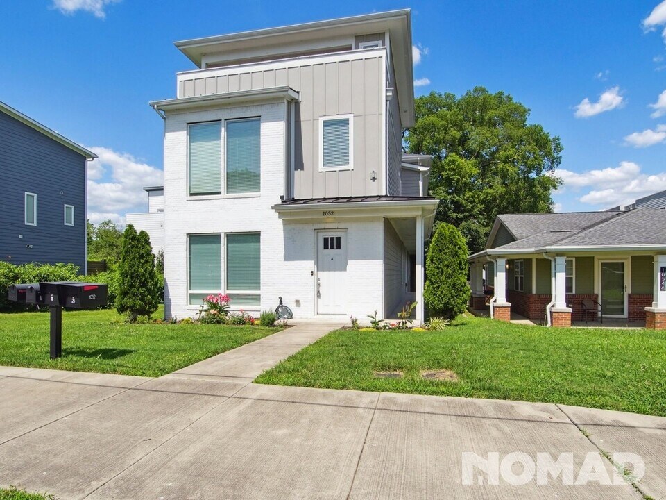 1052 2nd Ave S in Nashville, TN - Foto de edificio