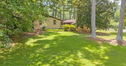 3102 Claiborne Dr NW in Duluth, GA - Building Photo - Building Photo