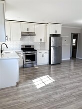1850 Lakes Rd in Monroe, NY - Building Photo - Building Photo