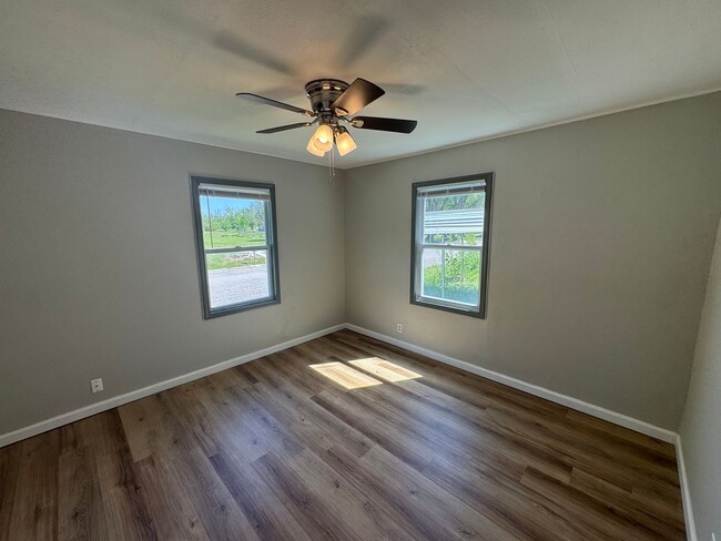 property at 924 N Logan St