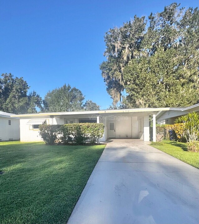 408 New York Ave in St. Cloud, FL - Building Photo