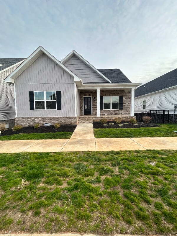 122 Roseberry St in Oak Ridge, TN - Foto de edificio - Building Photo