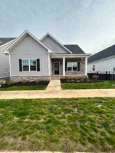 122 Roseberry St in Oak Ridge, TN - Foto de edificio - Building Photo