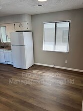 1238 E Guinevere St in Springfield, MO - Building Photo - Building Photo