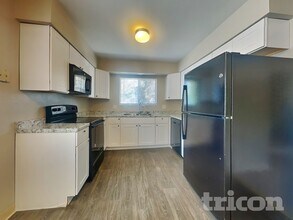 1270 Kings Row in Reno, NV - Building Photo - Building Photo