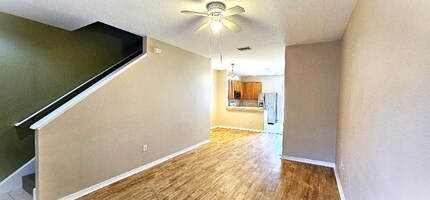 8775 Christie Dr in Largo, FL - Building Photo - Building Photo