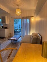 9048 Hargis St, Unit Back house in Los Angeles, CA - Foto de edificio - Building Photo