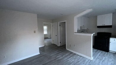 9544 5th Bay St in Norfolk, VA - Building Photo - Building Photo