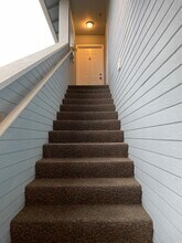 340 Meadow Ave N, Unit C in Renton, WA - Building Photo - Building Photo