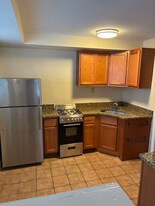 807 W Madison St in Ann Arbor, MI - Building Photo