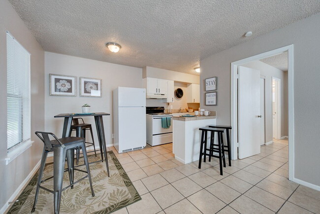 property at 208 S Park Blvd