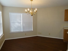 6806 Winterpath Dr in San Antonio, TX - Foto de edificio - Building Photo