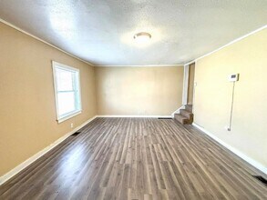 274 Leeds Ave in Indianapolis, IN - Building Photo - Building Photo
