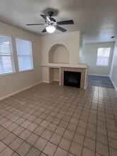 2935 Bergamo Way in Sacramento, CA - Building Photo - Building Photo