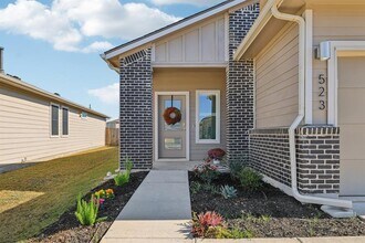 523 Millbrook Blvd in San Marcos, TX - Building Photo - Building Photo
