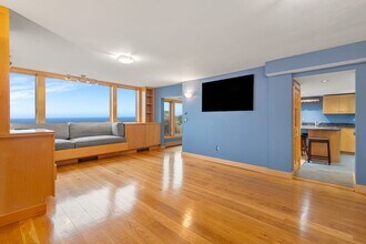 331 Granite St in Rockport, MA - Foto de edificio - Building Photo