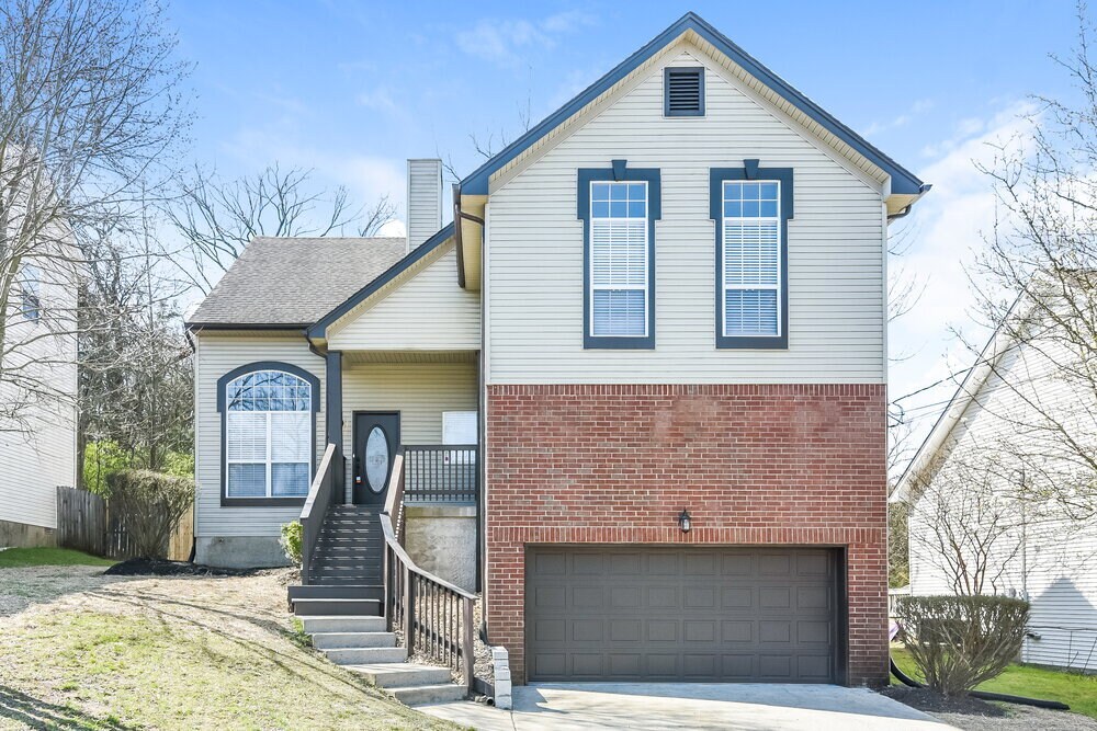 1609 Berrywood Way in Nashville, TN - Building Photo