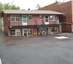 794 W Market St, Unit #B in Akron, OH - Building Photo - Building Photo